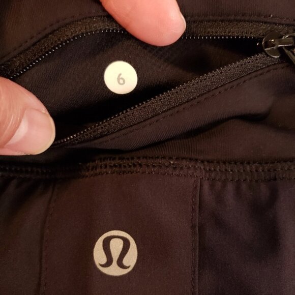 Lululemon Run Pace Setter Black Skirt Size 6 - Picture 4 of 4